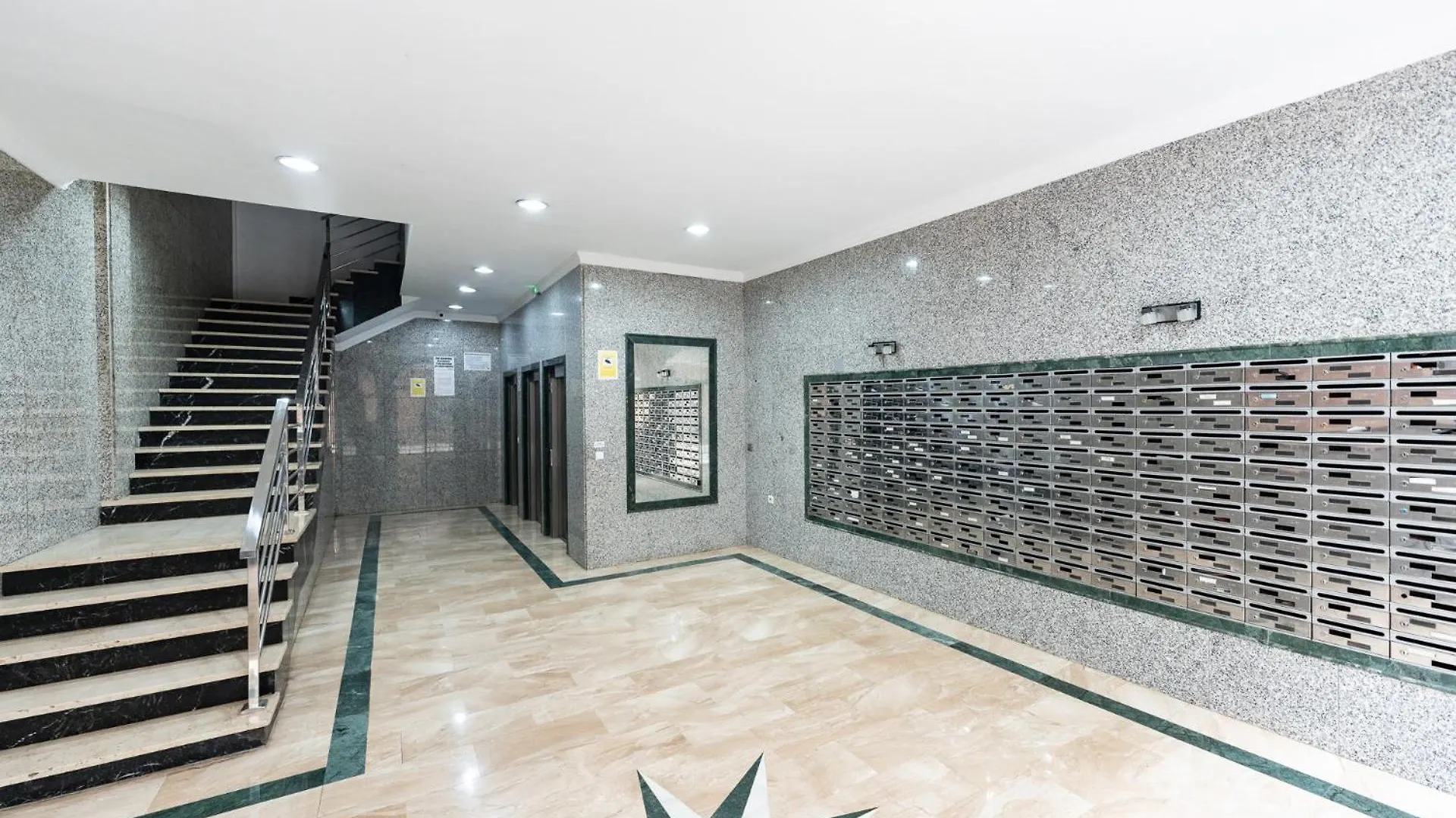 Apartment Malagasuite Getaway Torremolinos